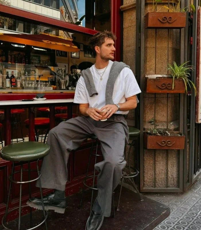 Choosing the Color of Men's Fabric Pants