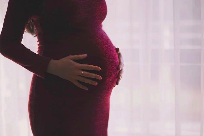 Side effects of cosmetic surgery during pregnancy