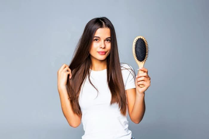 Method of combing extensions