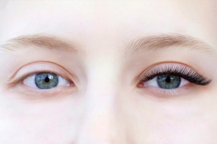 The Difference Between Extensions and Eyelash Implants