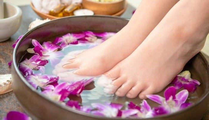 Necessary tools for pedicure Pedicure at home