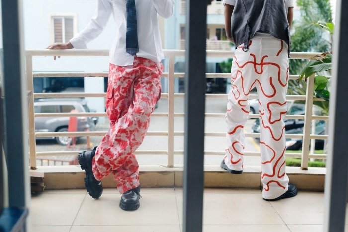 What to style cargo pants with? Styling cargo pants