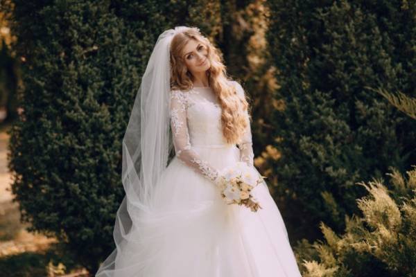 Proper underwear for a wedding dress